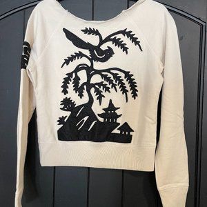 Chinese Crew neck cream sweater with black design stitching - Size S/M